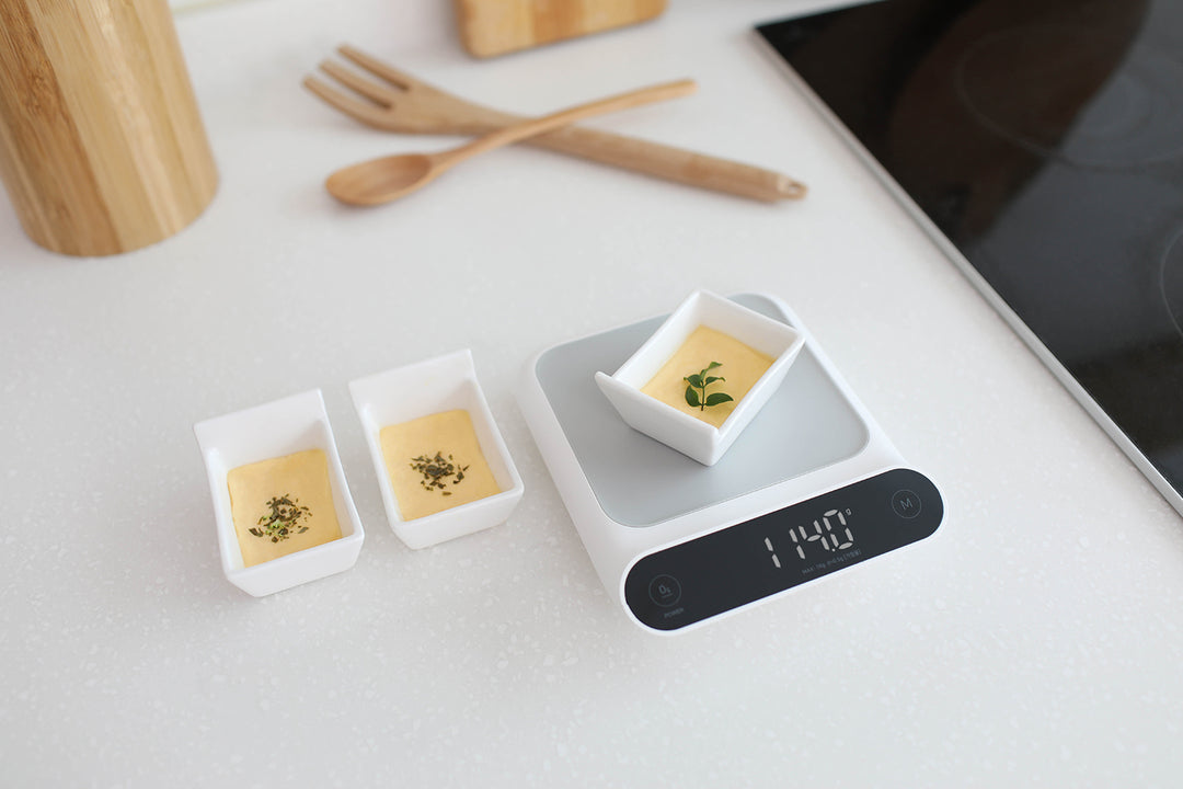 mooas Modern Square Digital Kitchen Scale (0.5g - 1kg) - White MO-MKS1WH