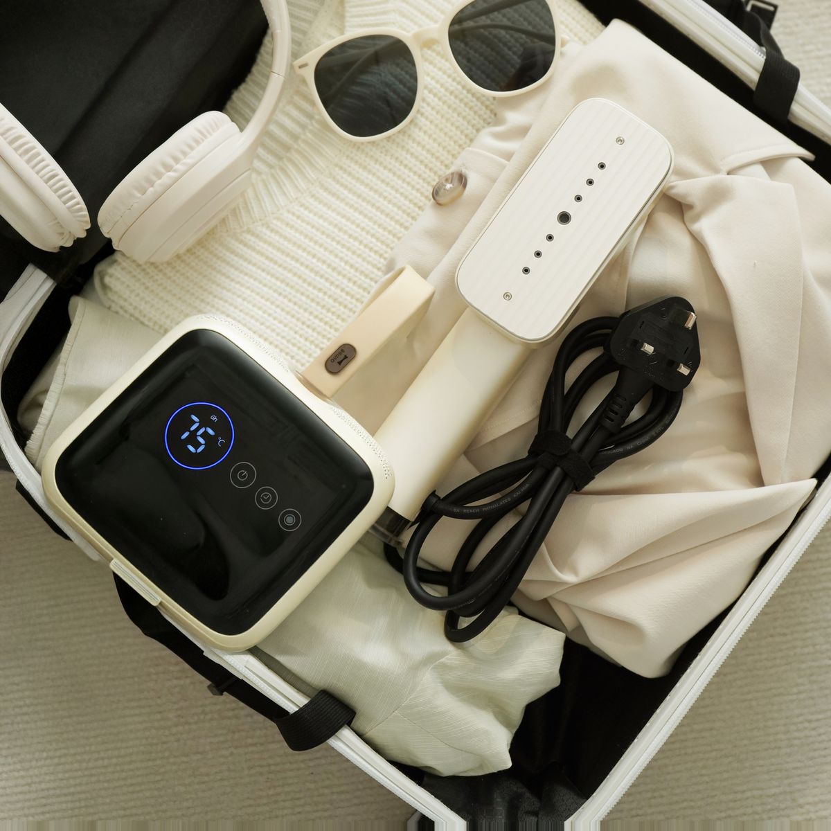 BRUNO 全球電壓手提掛燙機 | BAK818