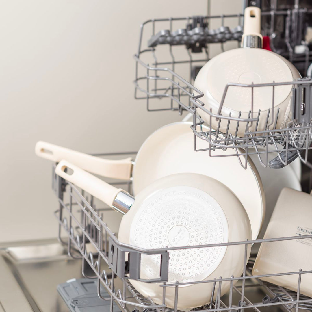 GreenPan New Essence 陶瓷易潔煎鍋 20cm | CC009495