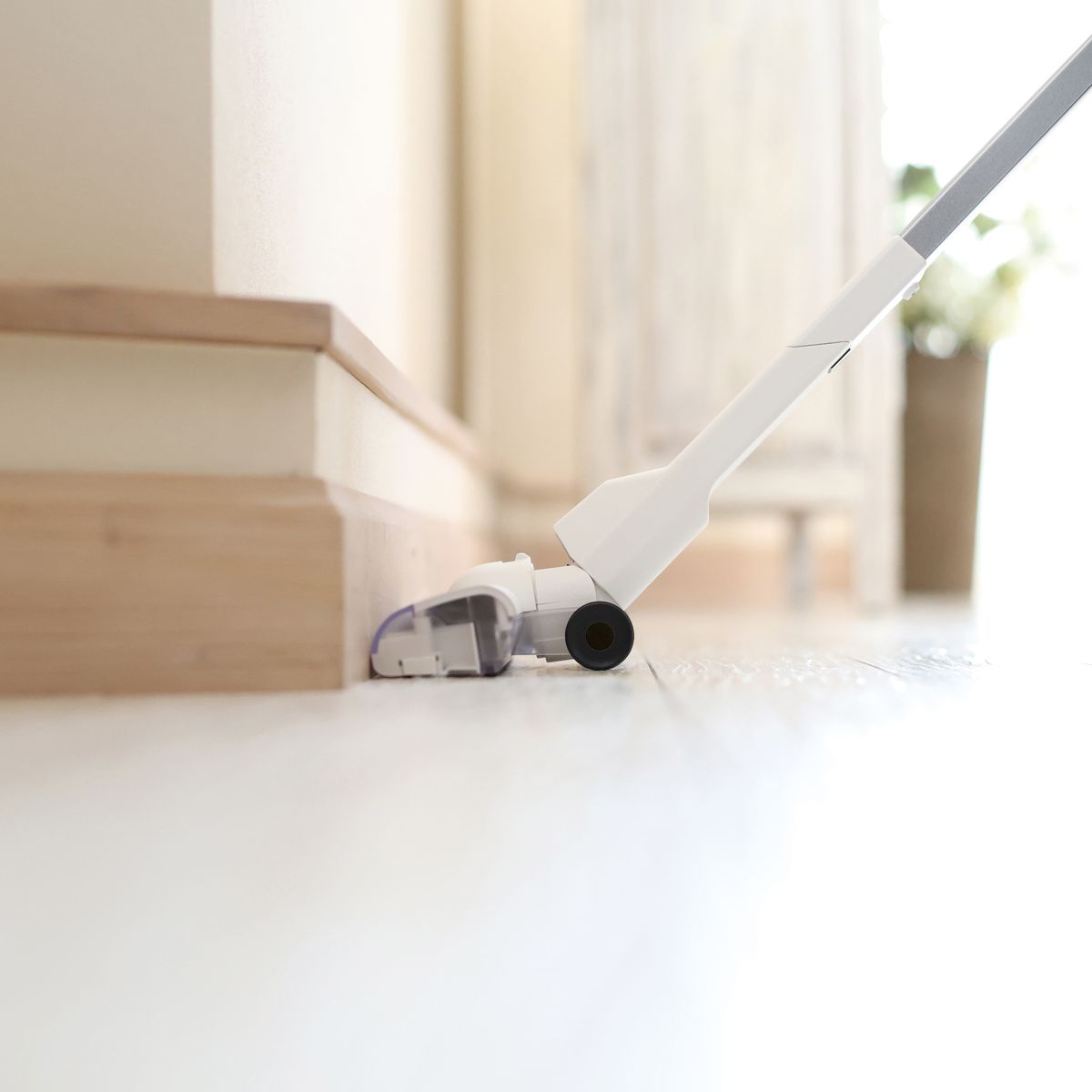 Doshisha 極輕量纖薄電動刷頭吸塵機 | DSV-025C