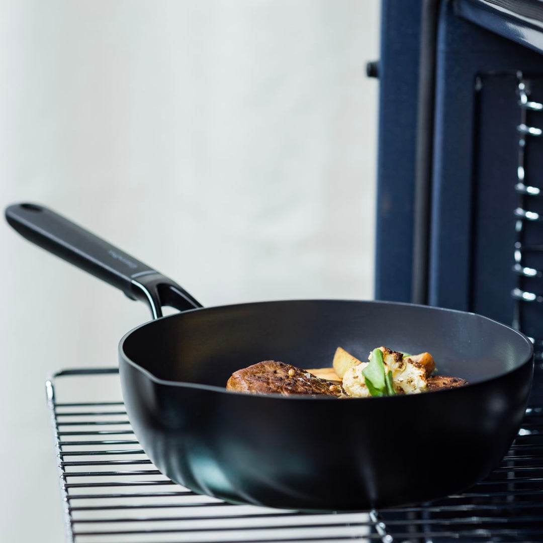 GreenPan 陶瓷易潔萬用鍋連蓋 24cm | CC008224