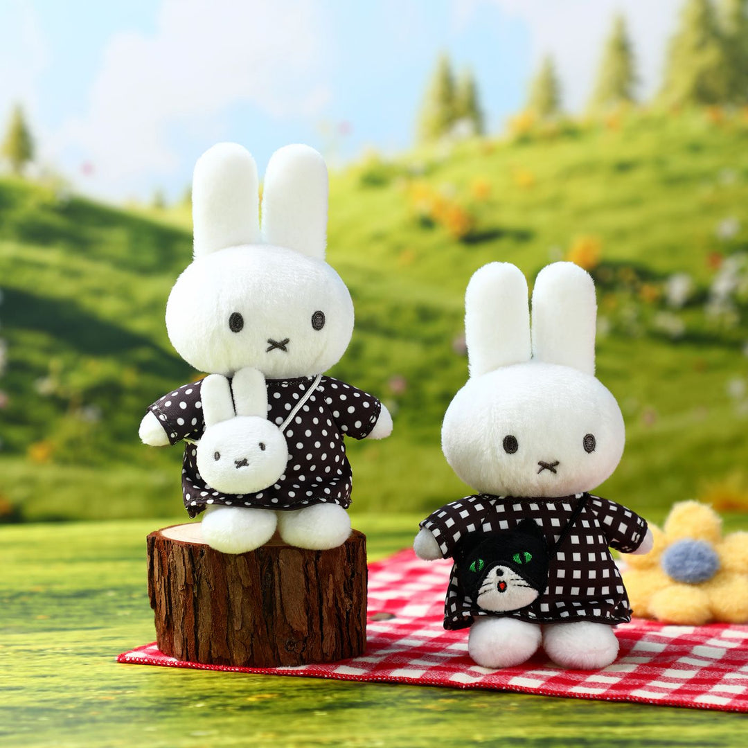 VIPO Miffy 毛絨鑰匙扣 - 黑底白點米菲包 | MIF37635
