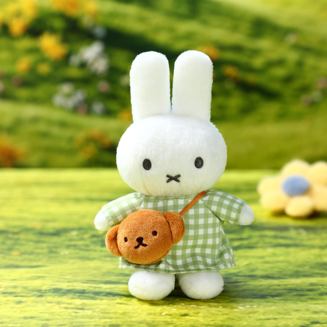 VIPO Miffy 毛絨鑰匙扣 - 綠白格紋小熊包 | MIF37637