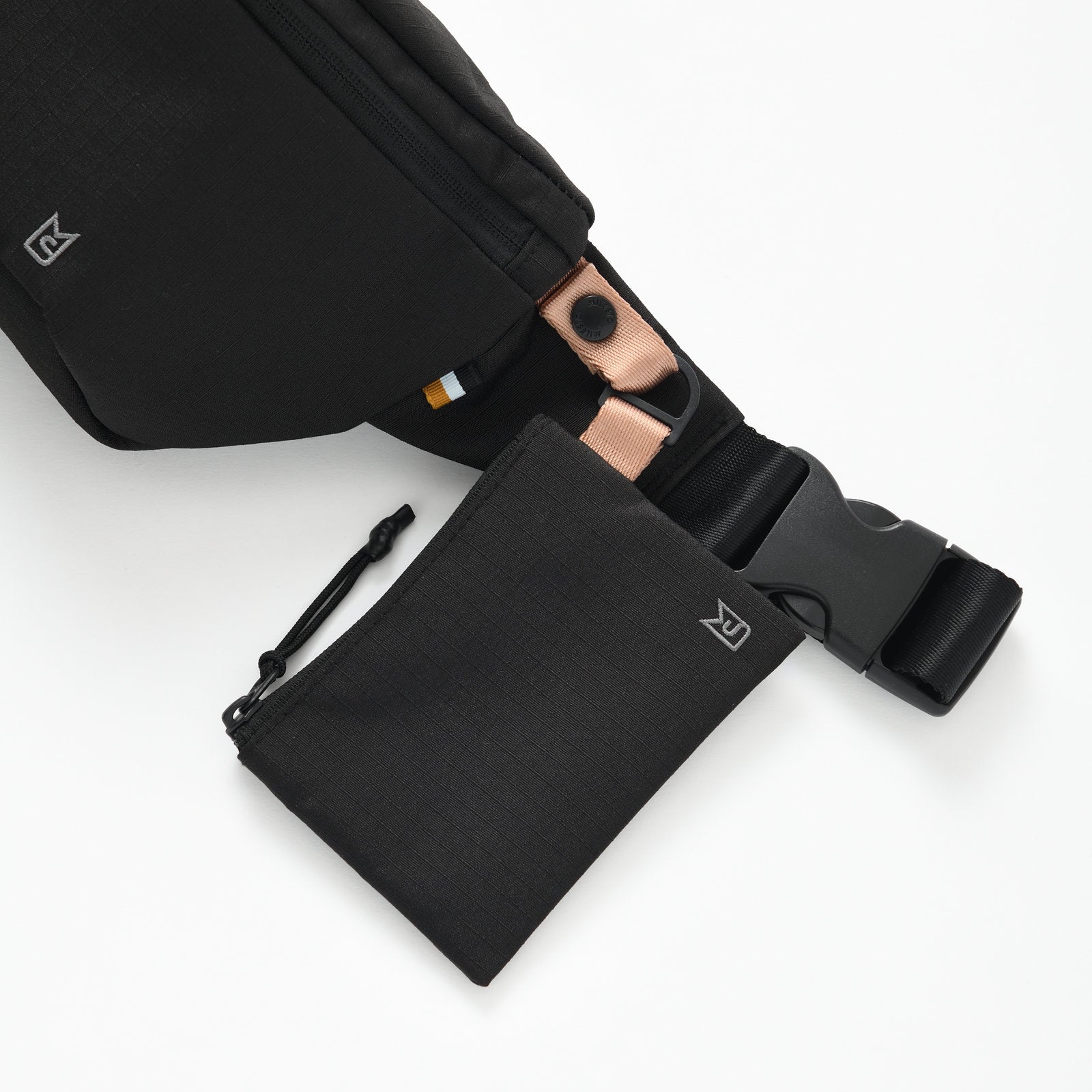 MILESTO Hutte 斜背包 | MLS979