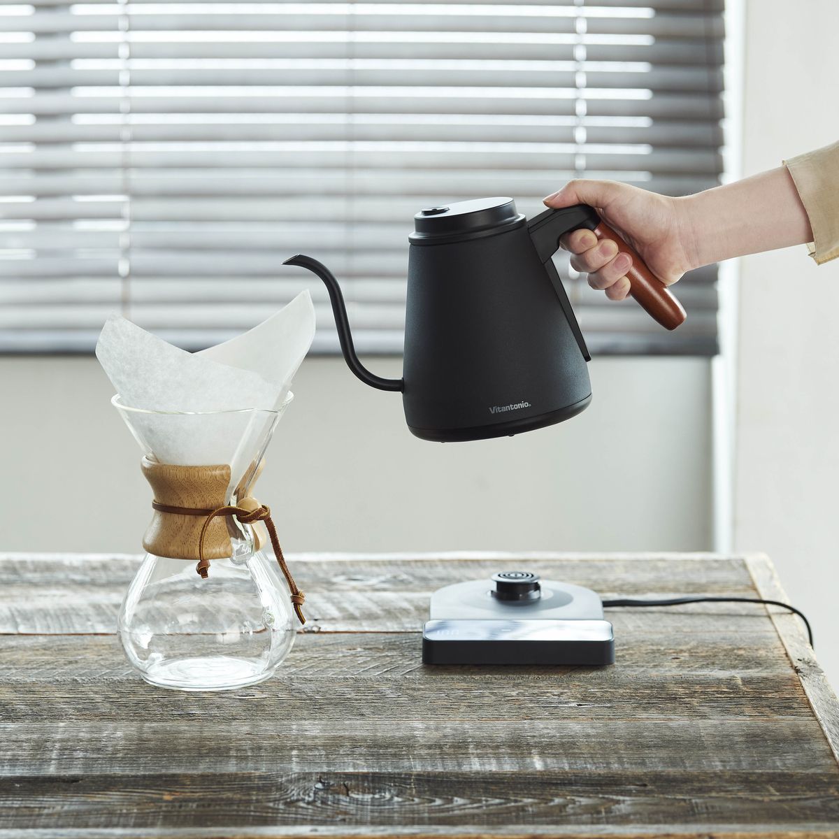 Vitantonio 溫控手沖壺 ACTY II | VEK-20A