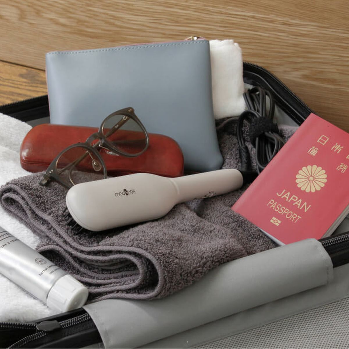 mod's hair 負離子溫控造型電熱梳｜MHB-3041