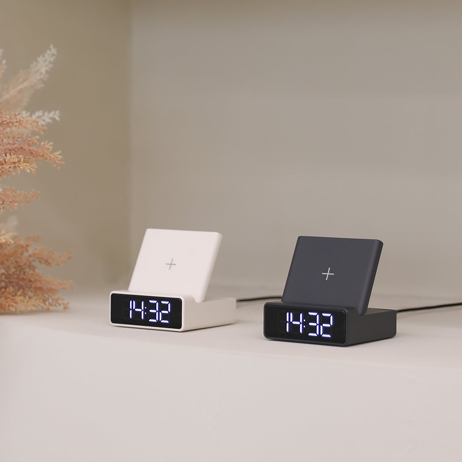 mooas 15W Mini Square Wireless Charging Alarm Clock - Dark Gray MO-MC-W7DG
