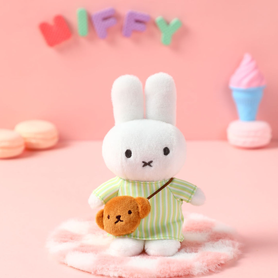 VIPO Miffy 小手袋毛毛吊飾盲盒 | MIF37560